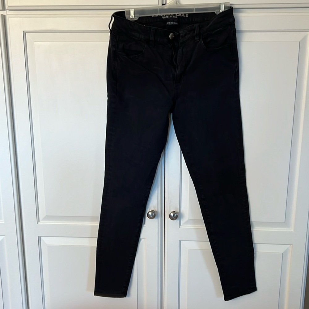 American Eagle Outfitters Hi-Rise Super Stretch black jeggings